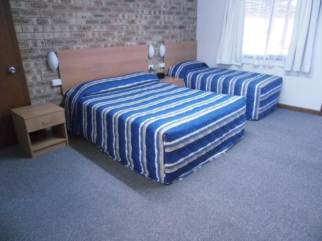 Nanango Fitzroy Motel Экстерьер фото