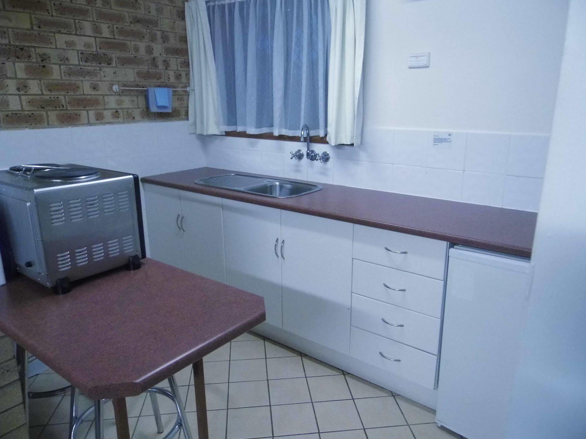 Nanango Fitzroy Motel Экстерьер фото